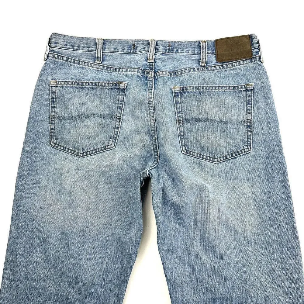 Lee Regular Straight leg Women's size 36x30 Medium‎ Blue Denim Jeans - Picture 2 of 4